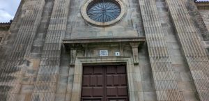 Santiago de Compostela 6 horarios de misa de Igrexa de San Miguel Dos Agros en Santiago de Compostela