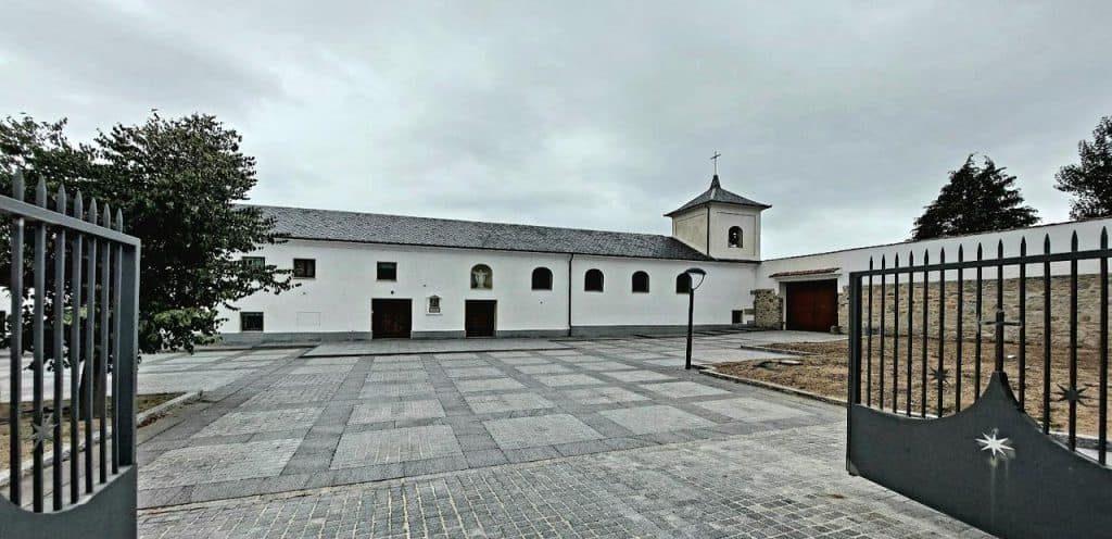 horarios de misa de Monasterio de la Sagrada Familia y San Juan de la Cruz en Rascafría