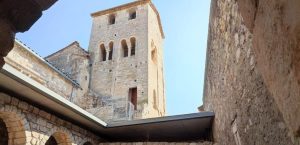 Avinyonet del Penedès 3 horarios de misa de Monestir de Sant Sebastià Dels Gorgs en Avinyonet del Penedès