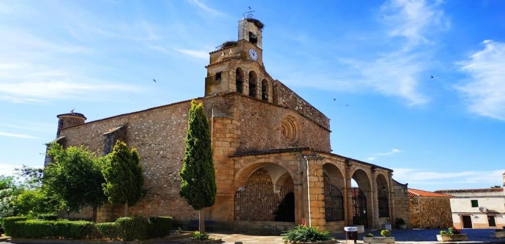 horarios de misa de Nuestra Señora de la Asunción en Sierra de Fuentes