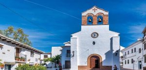 horarios de misa de Parroquia Nuestra Señora de la Candelaria en Benagalbón