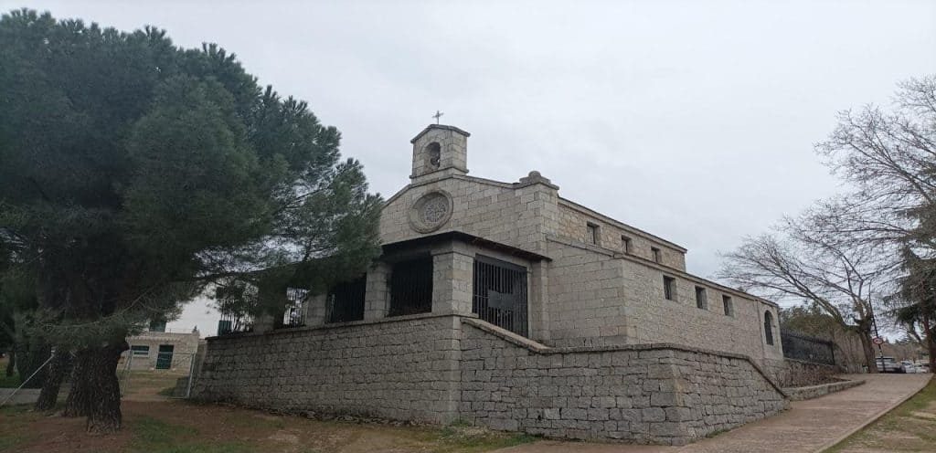 horarios de misa de Parroquia San Antonio en La Navata
