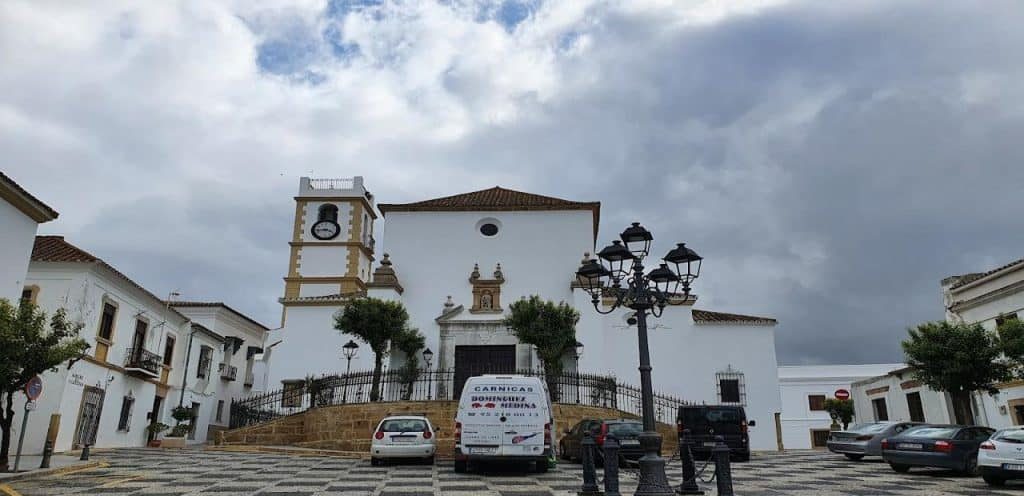 horarios de misa de Parroquia Santa María La Coronada en San Roque