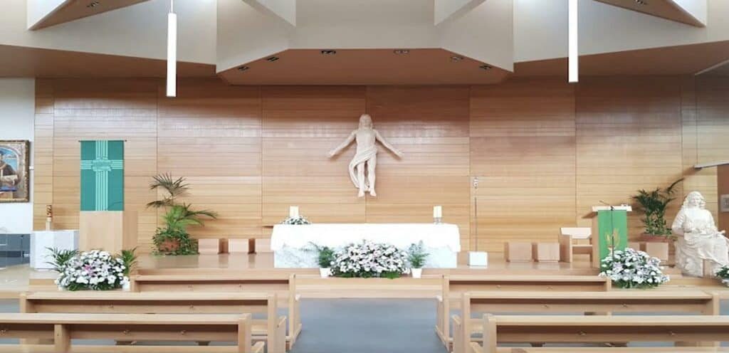 horarios de misa de Parroquia Santo Tomás Moro en Majadahonda