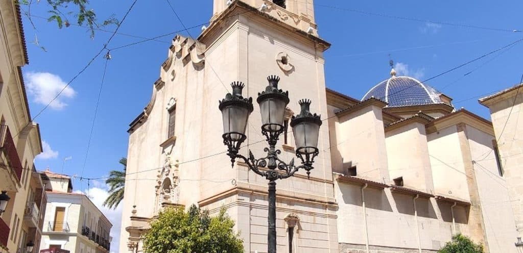 horarios de misa de Parroquia de San Pedro en Novelda