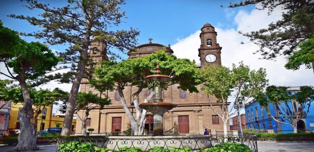 horarios de misa de Parroquia de Santiago Apóstol en Gáldar