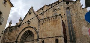 Banyoles 2 horarios de misa de Santa Maria Dels Turers en Banyoles