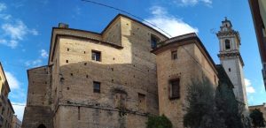 horarios de misa de Santa María de Oliva en Oliva