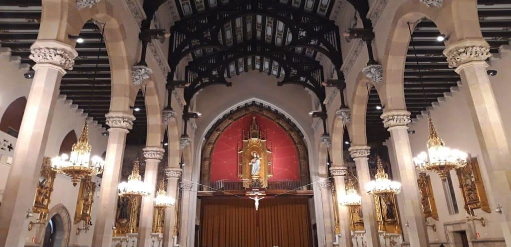 horarios de misa de Santuario de María Auxiliadora en Barcelona