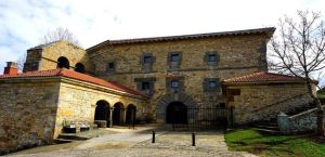 horarios de misa de Santuario de Nuestra Señora de Oro en Domaikia